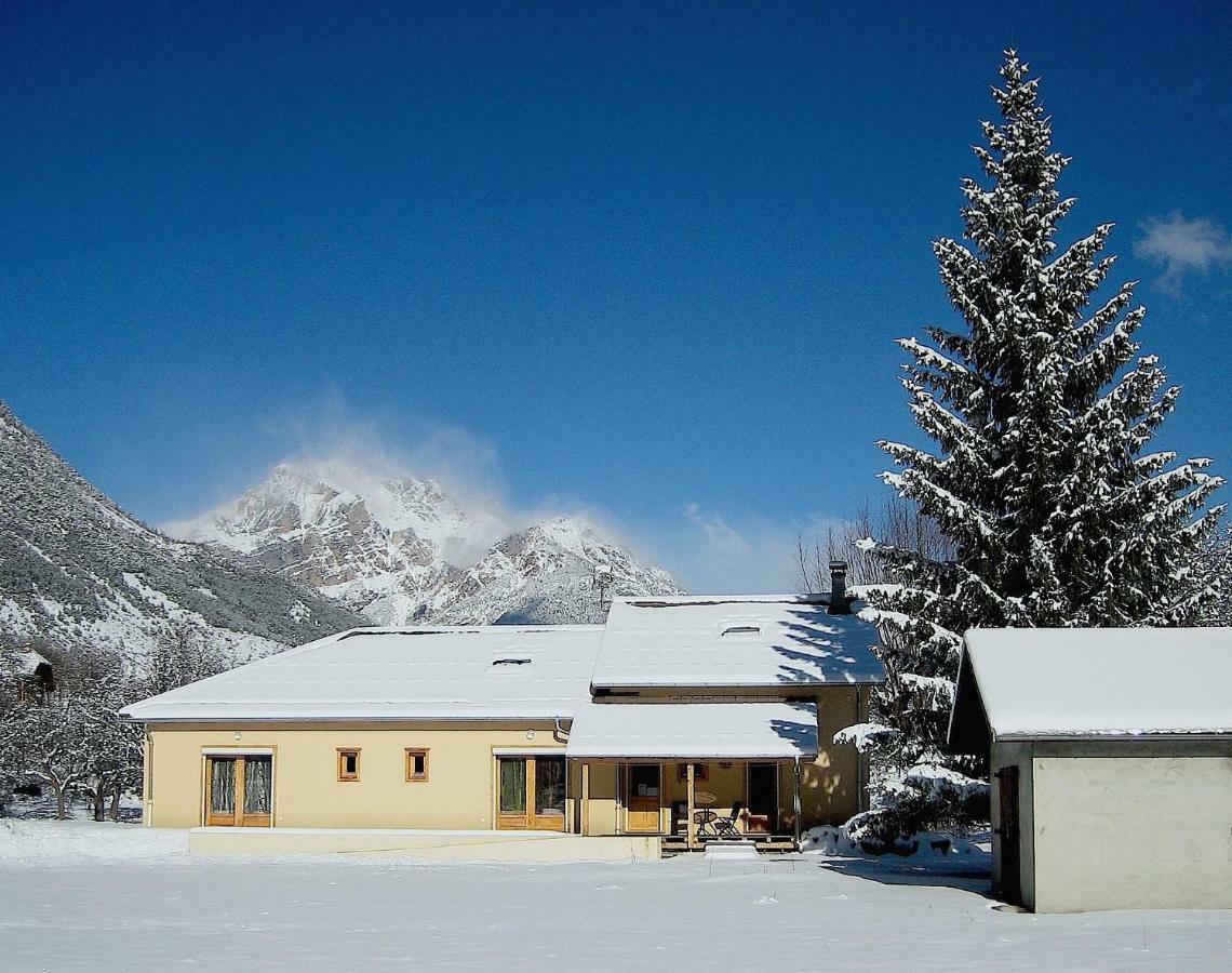 Chambres D'Hotes La Pierre D'Oran LʼArgentière-la-Bessée Esterno foto