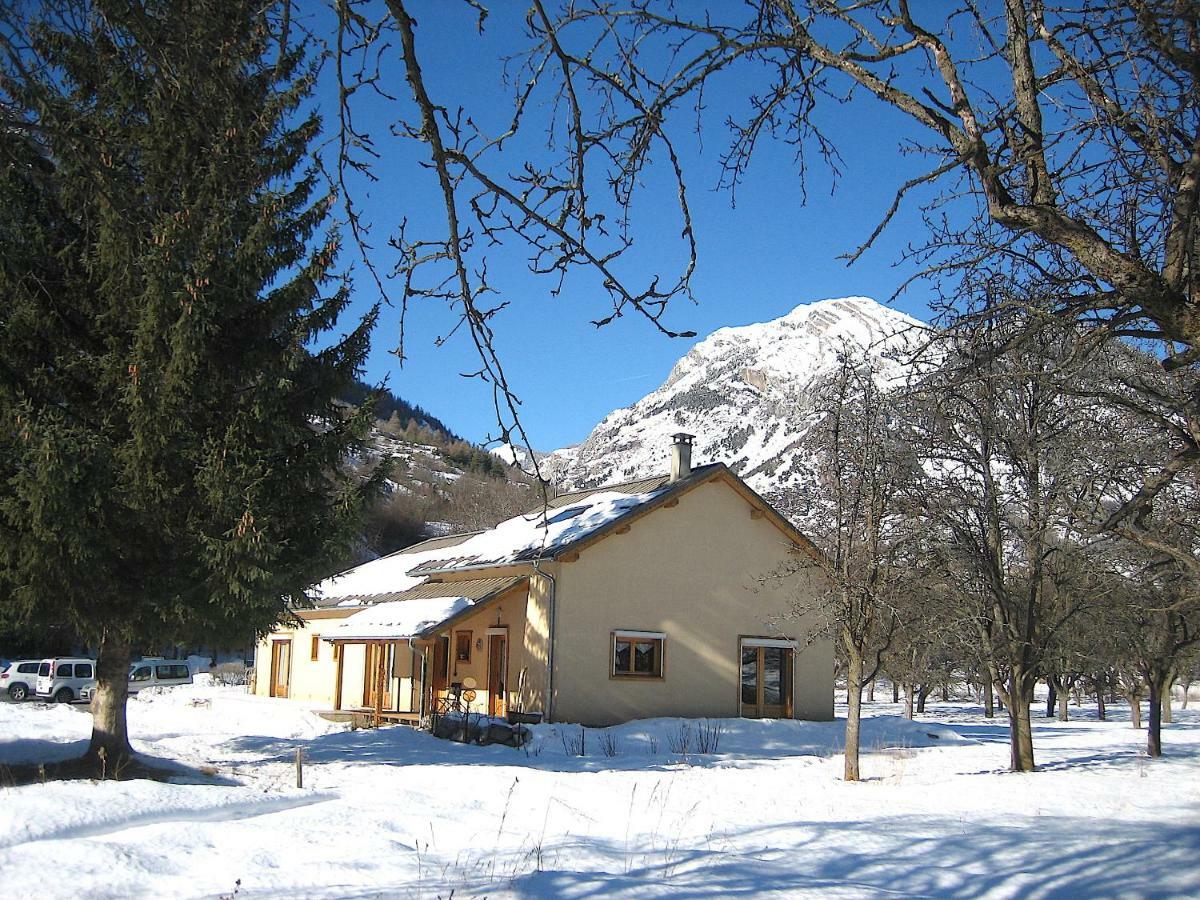 Chambres D'Hotes La Pierre D'Oran LʼArgentière-la-Bessée Esterno foto
